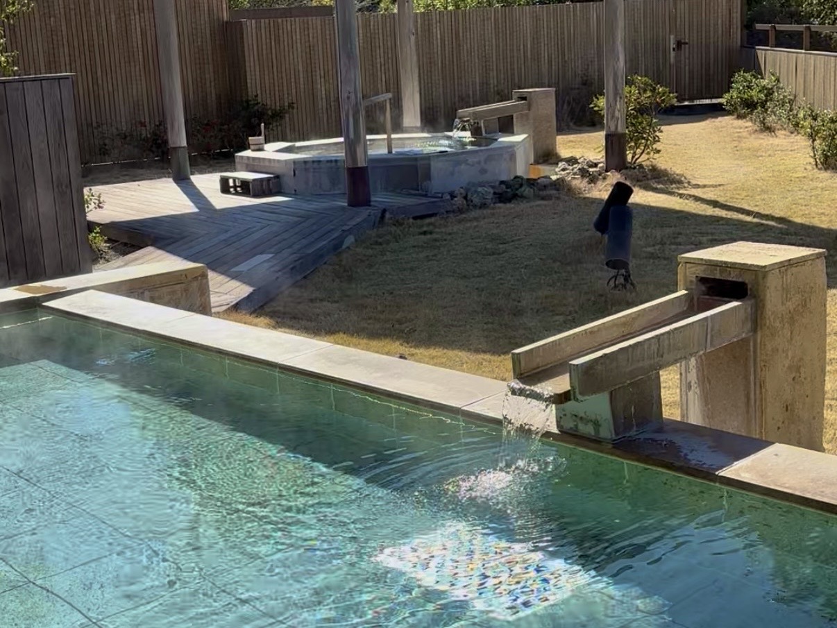 ホテル季の座の露天風呂