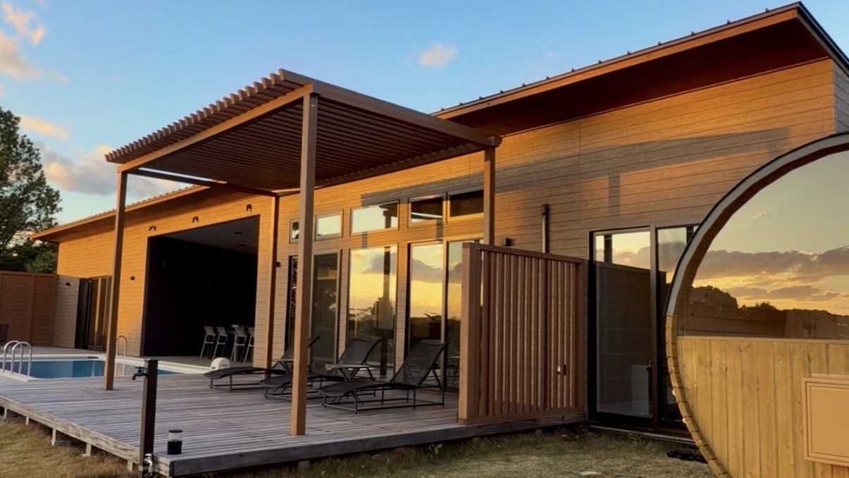 三重県志摩市 志摩グリーンアドベンチャーグランピング 外観