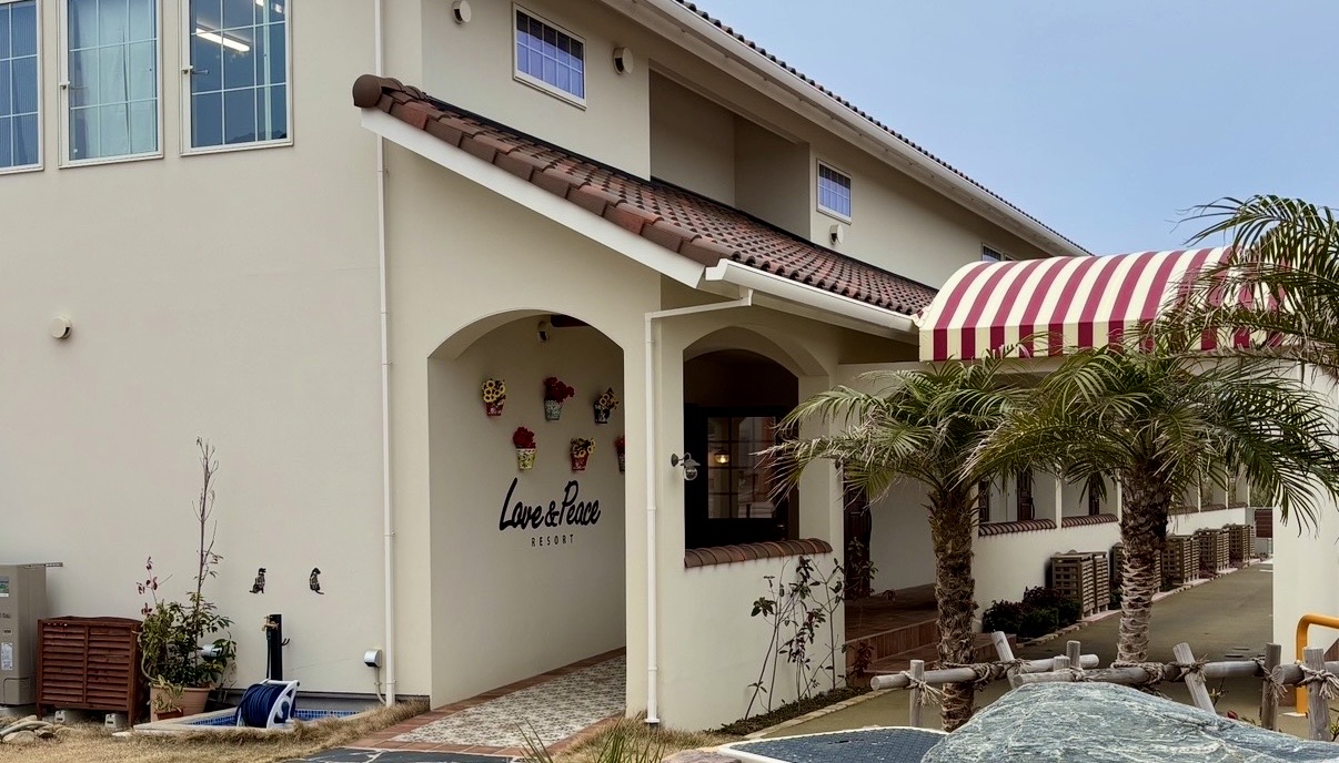 三重県志摩市　Love＆Peace Resort　外観