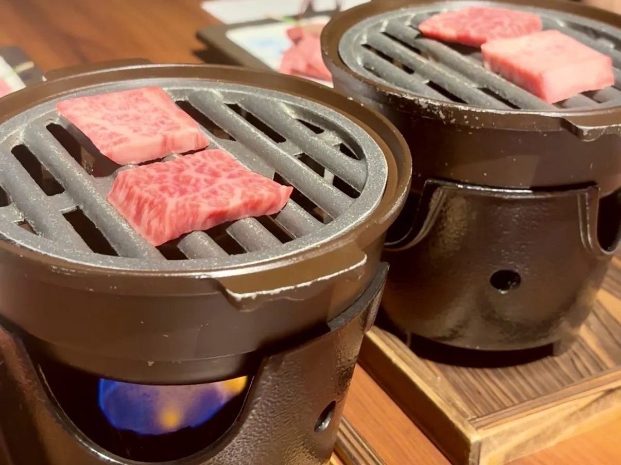 伊勢パールピアホテルの夕食 一人用コンロで焼く松阪牛