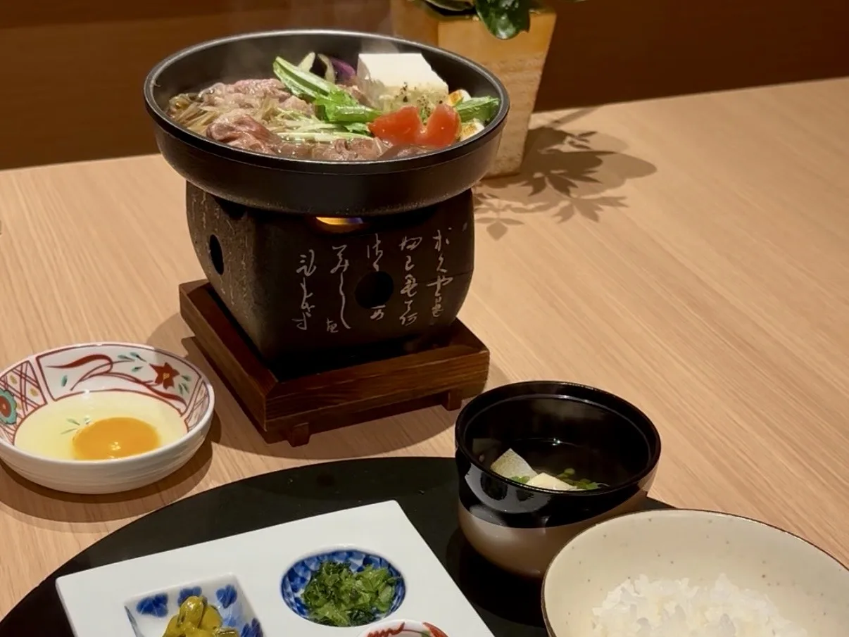 旅荘 海の蝶 夕食のすき焼き（一人鍋）