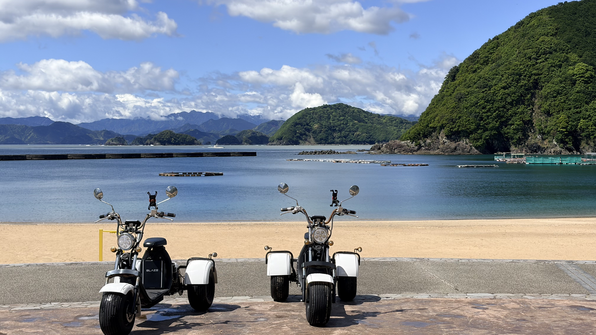 レンタルEVバイク　海辺ドライブ