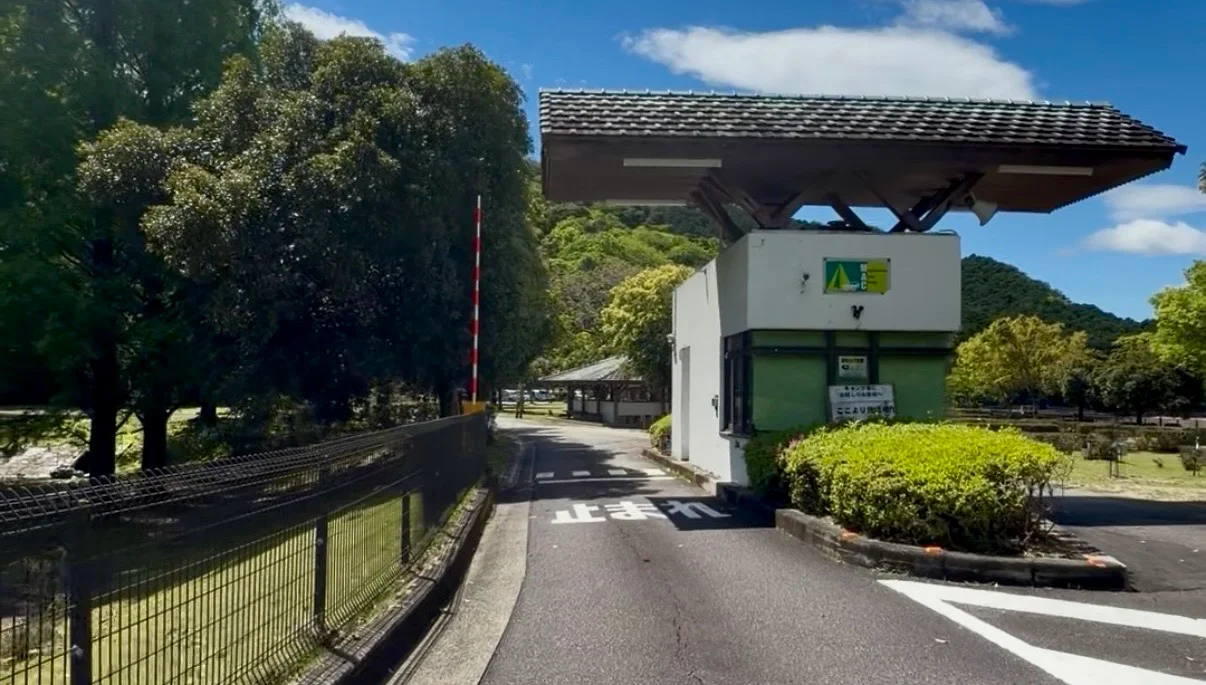 シーサイドグランピング孫太郎 入口エントランス
